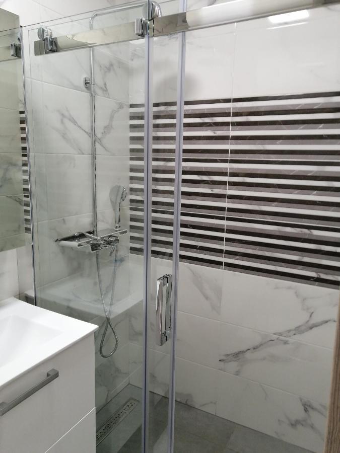 Evita Apartment Karlovac Extérieur photo