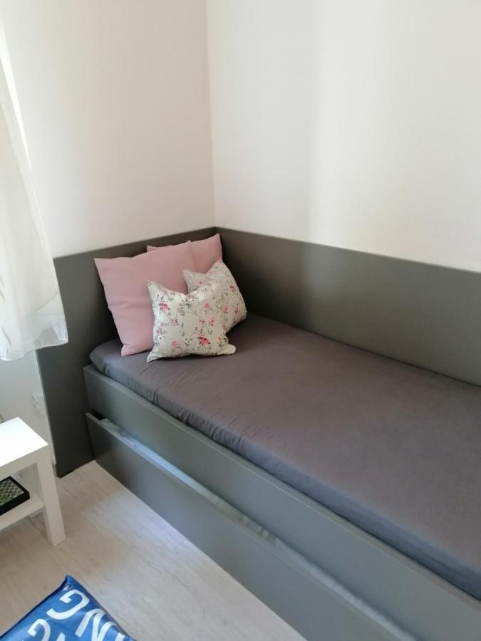 Evita Apartment Karlovac Extérieur photo